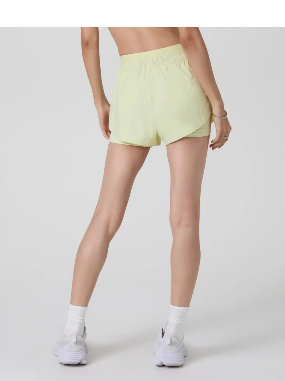NWT Vuori Luna Short 2” High Rise Ultra Stretch Shorts in Lemongrass